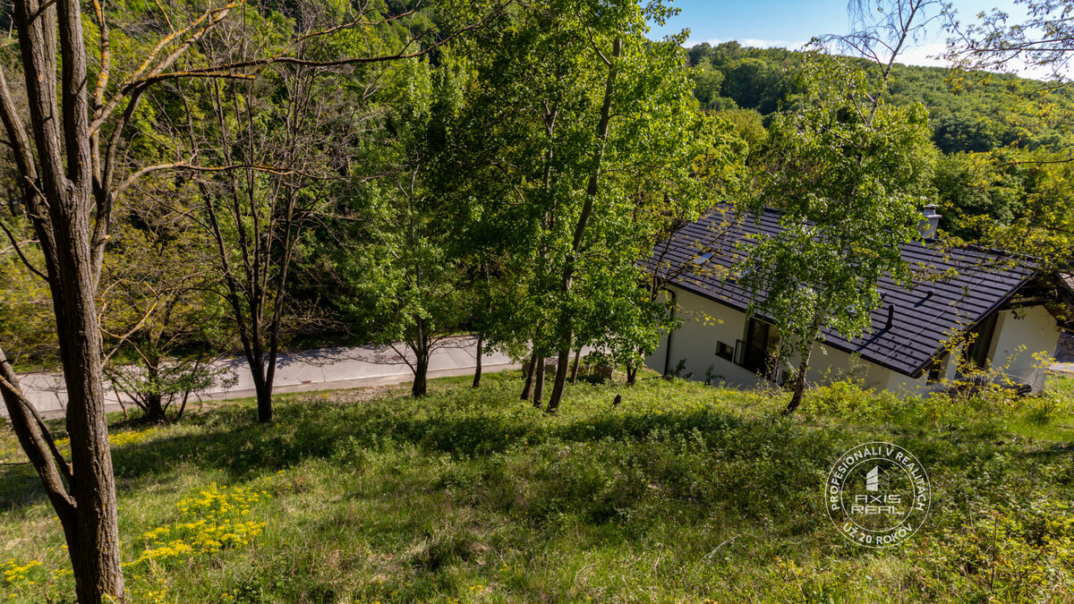 AXIS REAL | Pekný stavebný pozemok (859 m2) v Marianke — foto 8