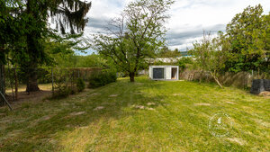 AXIS REAL | Slnečná záhrada 901 m² s chatkou, Dúbravka – Polianky — foto 10