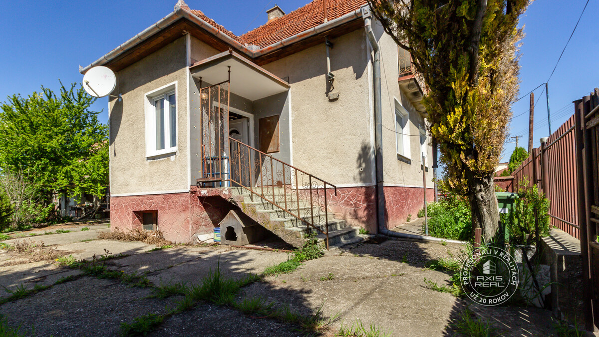AXIS REAL | 5-izbový TEHLOVÝ dom s GARÁŽOU v pôvodnom stave, Jelka — foto 18