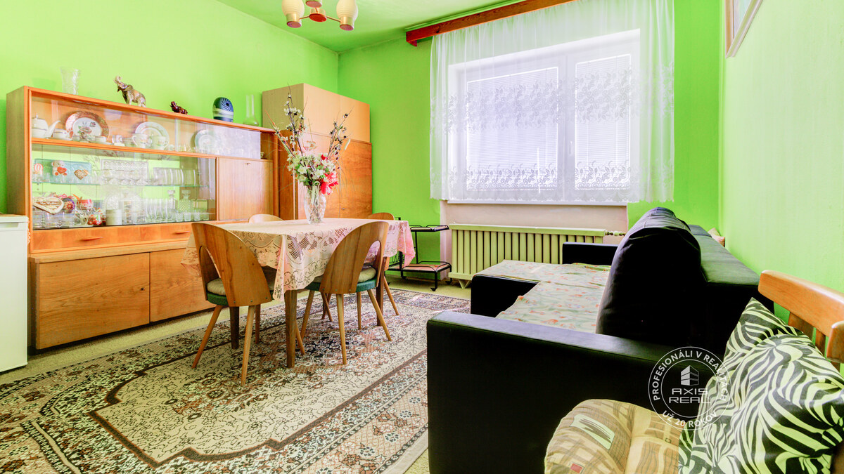 AXIS REAL | 5-izbový TEHLOVÝ dom s GARÁŽOU v pôvodnom stave, Jelka — foto 5