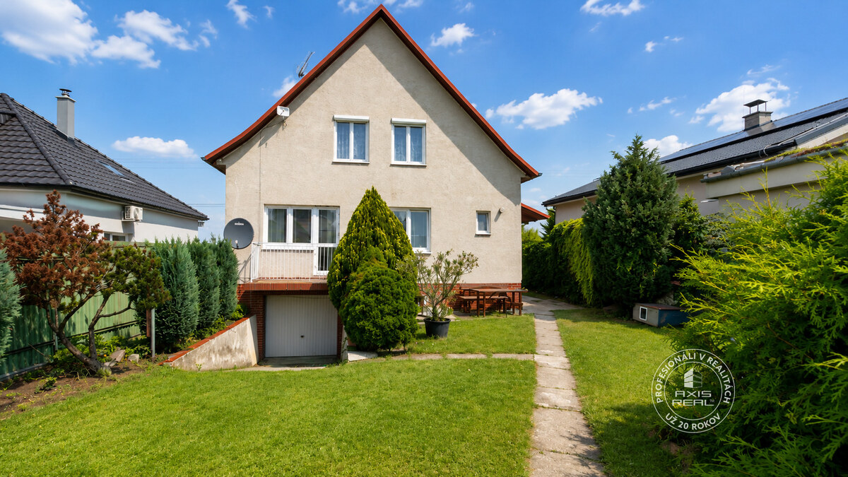 AXIS REAL | 5-izb. rodinný dom so záhradou, 605 m2, LOZORNO, Potočná — foto 2