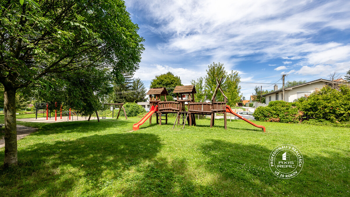 AXIS REAL | Stavebný pozemok (1.330 m2) Topoľový rad, Bernolákovo — foto 10