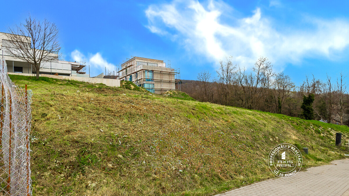 AXIS REAL | Pozemok (628 m2) so STAVEBNÝM POVOLENÍM, BA III. Rača — foto 6