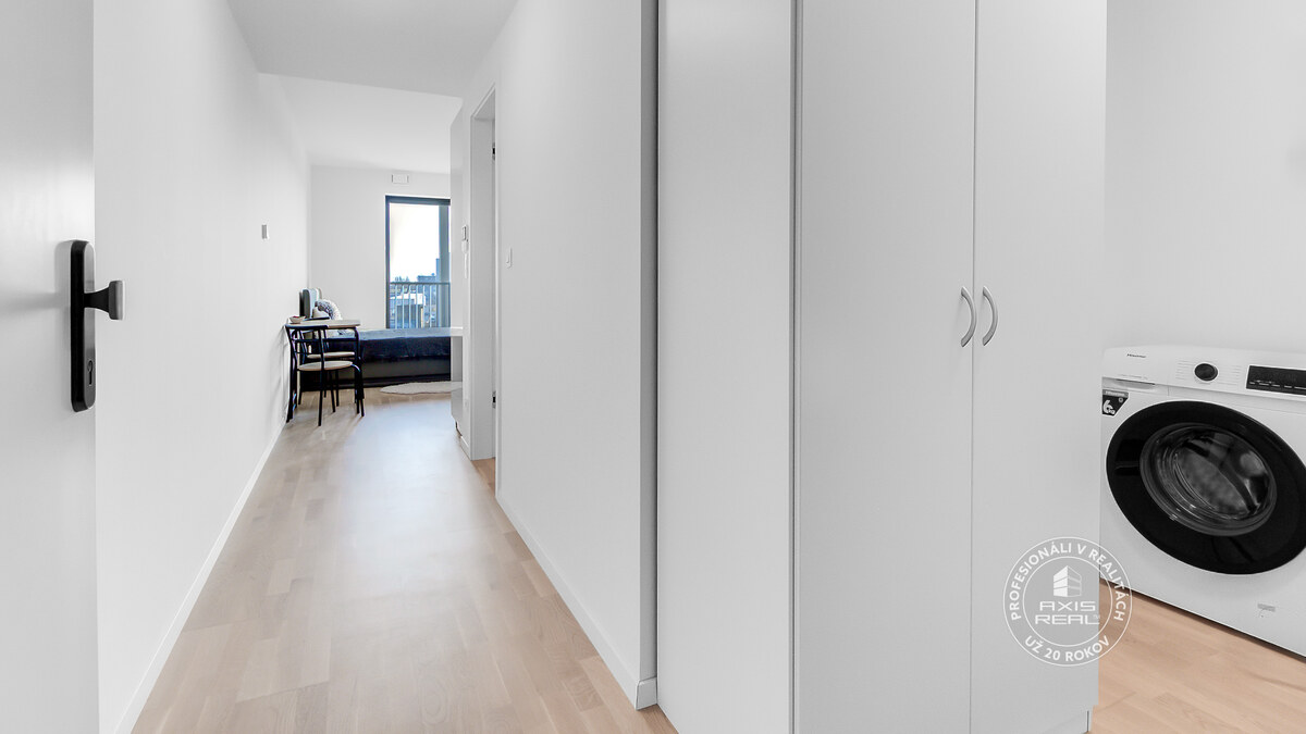 AXIS REAL | Novostavba GUTHAUS slnečný zariadený 1-izb. byt, balkón — foto 10