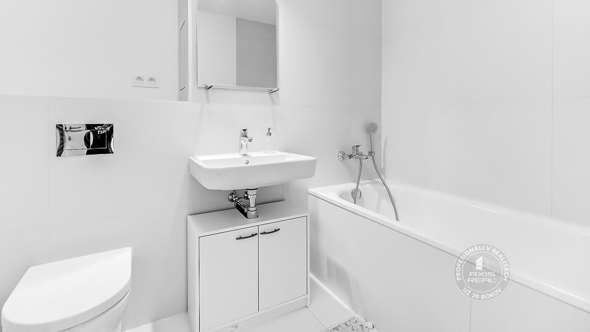 AXIS REAL | Novostavba GUTHAUS slnečný zariadený 1-izb. byt, balkón — foto 5