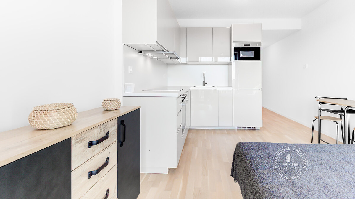 AXIS REAL | Novostavba GUTHAUS slnečný zariadený 1-izb. byt, balkón — foto 6