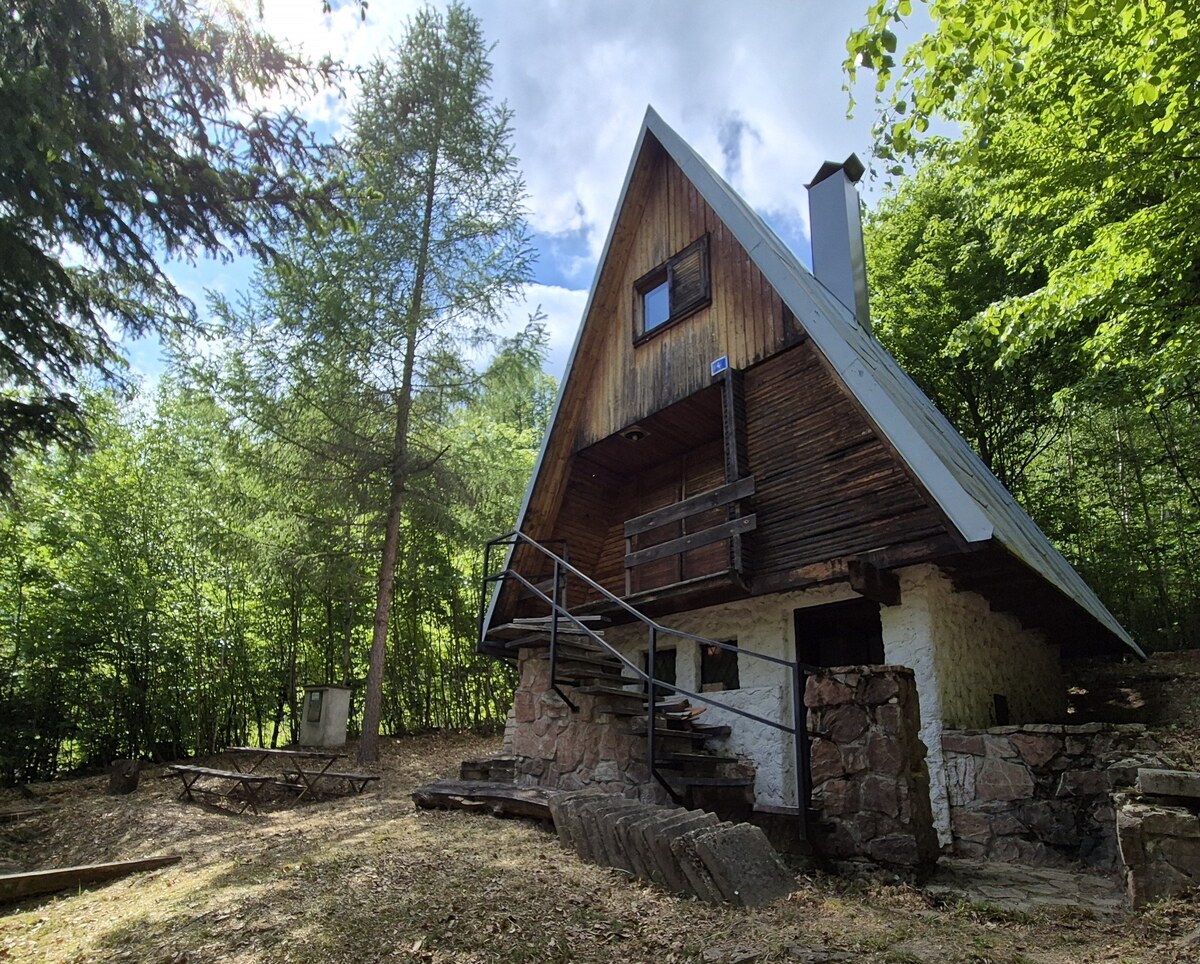 TIMA Real ponúka na predaj rekreačnú chatu na Starej Myjave — foto 4