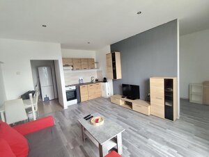 DOHODA MOŽNÁ! 1,5i byt s balkónom pripravený na okamžité bývanie — foto 1