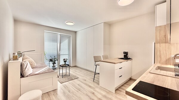 REZERVOVANÉ Moderný 1i byt s balkónom