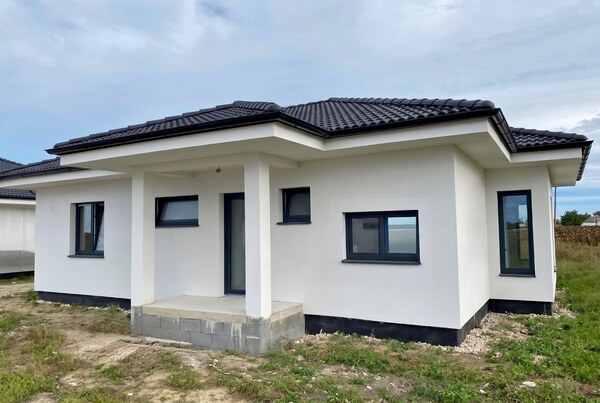 pripravujeme - už o chvíľu - Novostavba 4i bungalovu, 6á poz., Mostová
