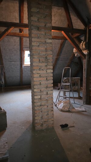 4i podpivničený  RD s garážou a studňou Križovany — foto 12