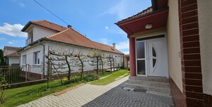 4i podpivničený  RD s garážou a studňou Križovany — foto 2