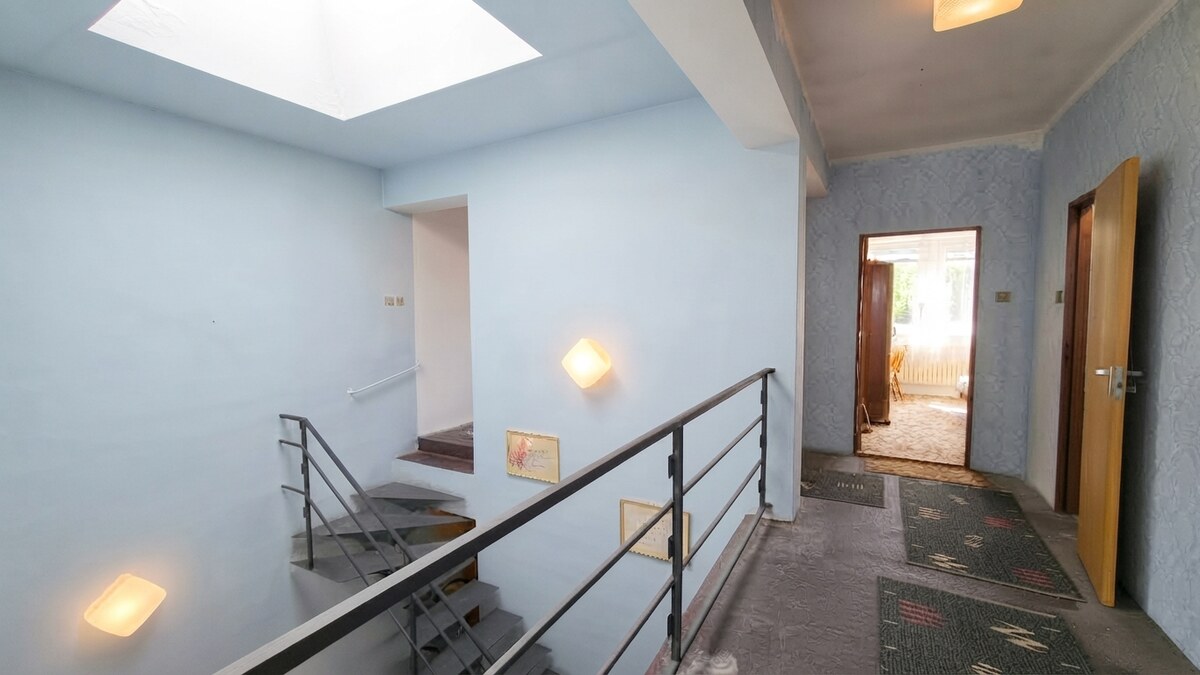 Slnečný 5i dom s veľkou záhradou a tichou lokalitou - ideálne bývanie — foto 11