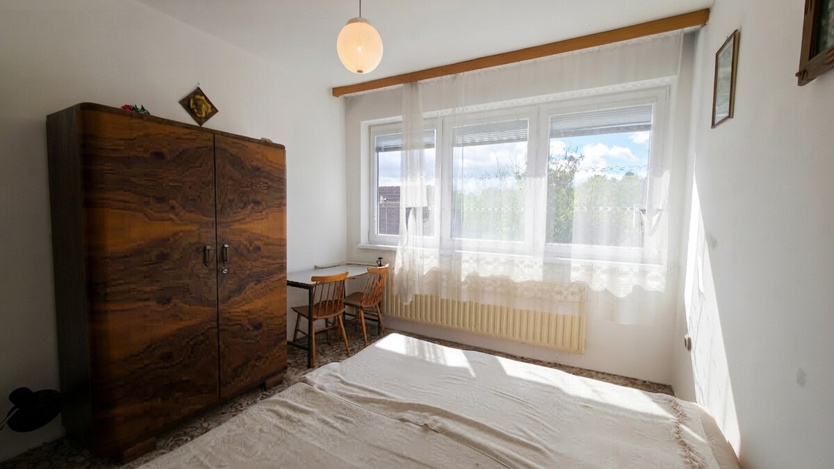 Slnečný 5i dom s veľkou záhradou a tichou lokalitou - ideálne bývanie — foto 5