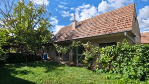 Slnečný 5i dom s veľkou záhradou a tichou lokalitou - ideálne bývanie — foto 14