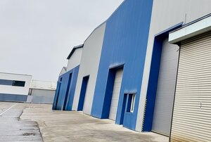 na prenájom výrobná hala/sklad, 1000m2, 2x portálový žeriav, Trnava — foto 1