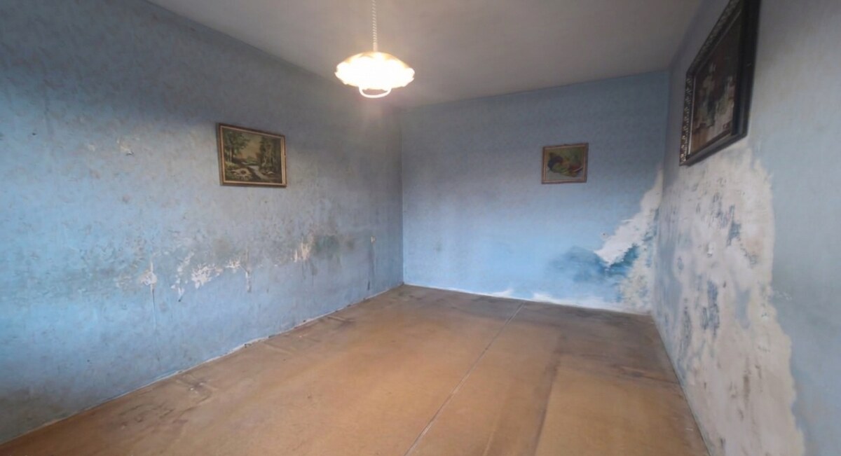 Exkluzívne RD na Dobrej Vode: pozemok 878 m², zateplenie, nová strecha — foto 12