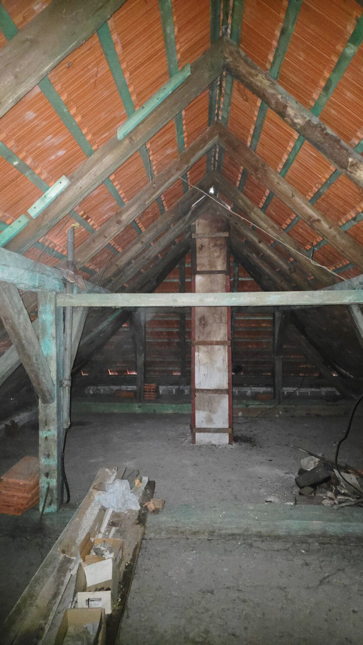 Exkluzívne RD na Dobrej Vode: pozemok 878 m², zateplenie, nová strecha — foto 15