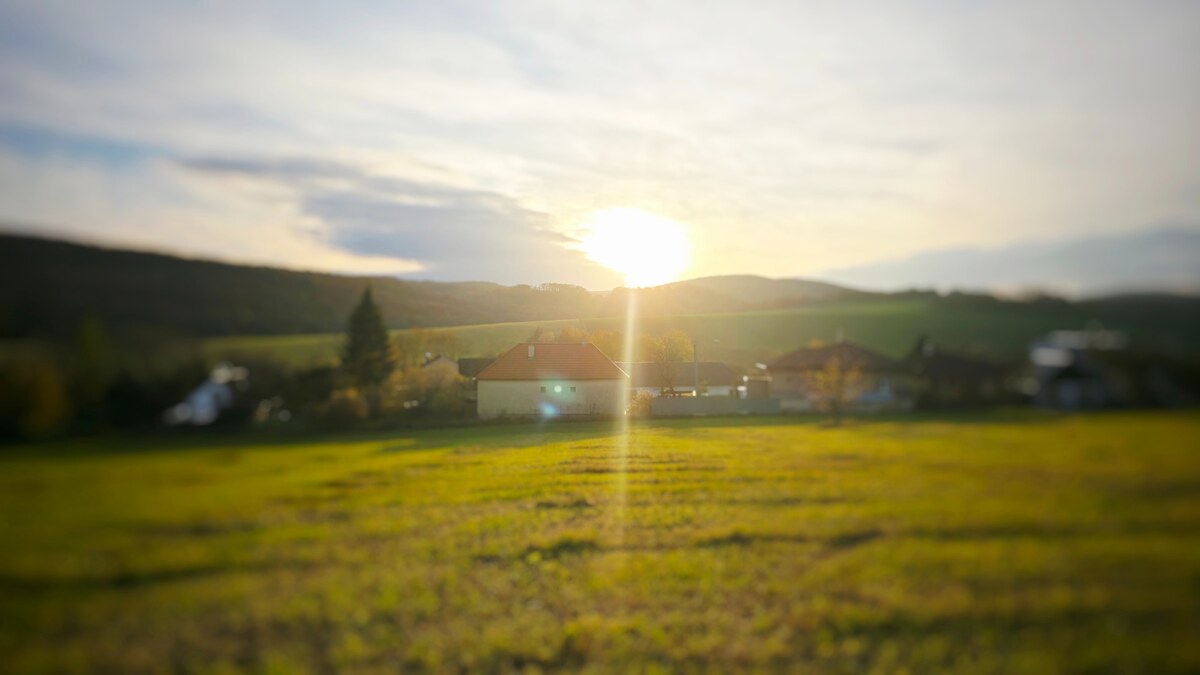 Exkluzívne RD na Dobrej Vode: pozemok 878 m², zateplenie, nová strecha — foto 17