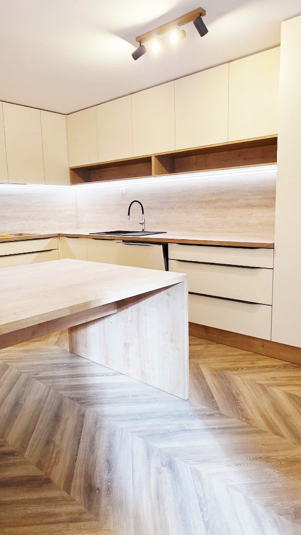 TOP 3i byt v centre: 107m2, terasa 36m2 | DOČASNÁ ZĽAVA! — foto 3