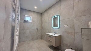 TIMA Real* novostavba moderného 3i domu, Vlčany, centrum — foto 3