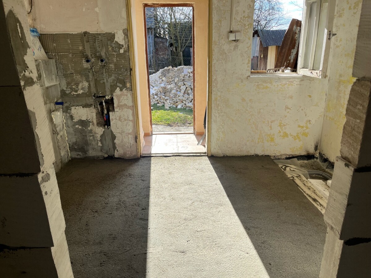 Vidiecky dom v Dobrej Vode – lacnejší ako garsónka v Trnave! — foto 10