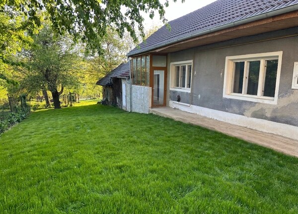 Vidiecky dom v Dobrej Vode – lacnejší ako garsónka v Trnave!