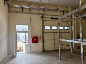 TIMA Real* na prenájom hala/sklad 190m2, Priemyselná ul. Trnava — foto 2