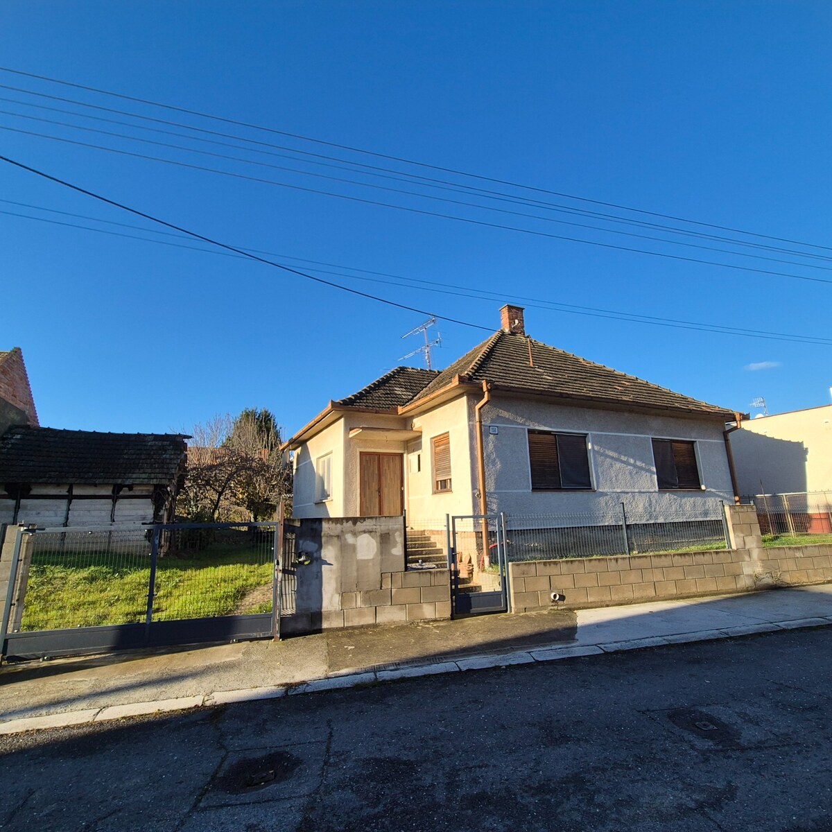 REZERVOVANÉ* na predaj 3i rodinný dom, 6á pozemok, Čataj — foto 7