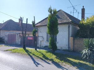 Starší dom neďaleko Slnečných jazier v obci Réca — foto 4