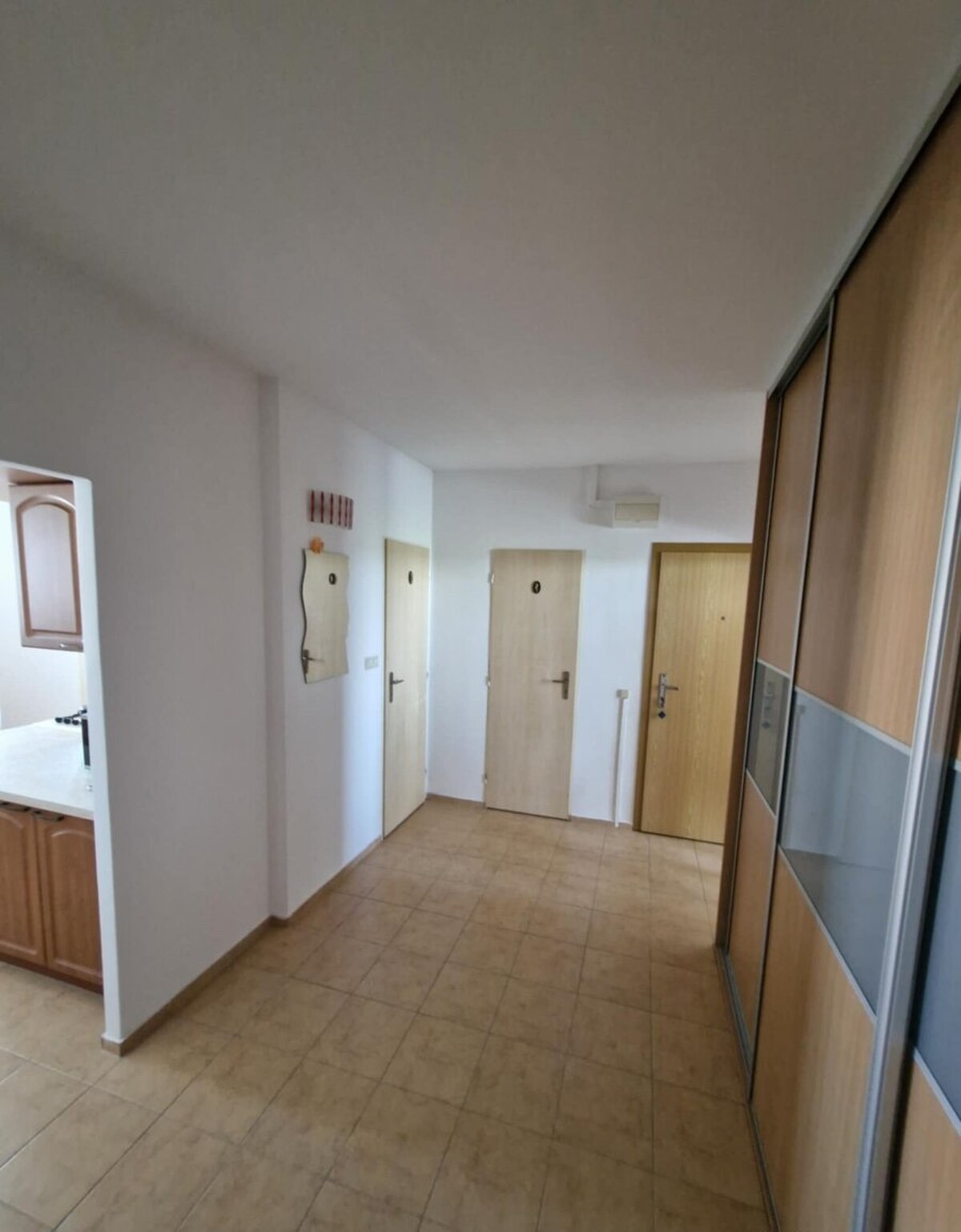 REZERVOVANÉ - Priestranný 4i byt 87m2, čiastočná rekonštrukcia, Cífer — foto 7
