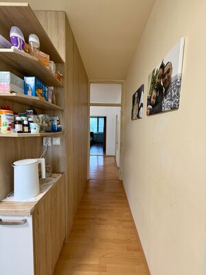 REZERVOVANÉ - EXKLUZÍVNE veľký kompletne zariadený 3i byt, G. Goliána — foto 3