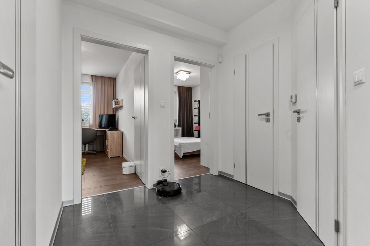 REZERVOVANÉ - Štýlová 4i novostavba samostane stojaceho bungalovu, — foto 18