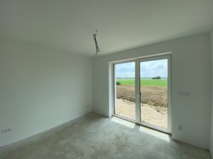 Moderná novostavba 4i bungalovu v top kvalite, pozemok 5,6á, Šúrovce — foto 6