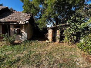 Stavebný pozemok Mikušovce — foto 2