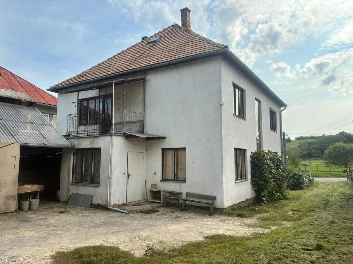 Dvojgeneračný rodinný dom Bzovík predaj — foto 3