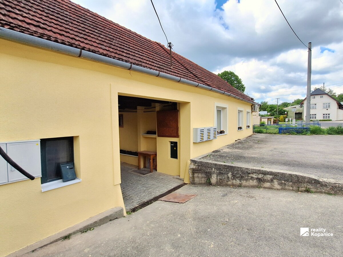Predaj veľkého 4 izb. bytu v dvojdome, Stará Turá — foto 2