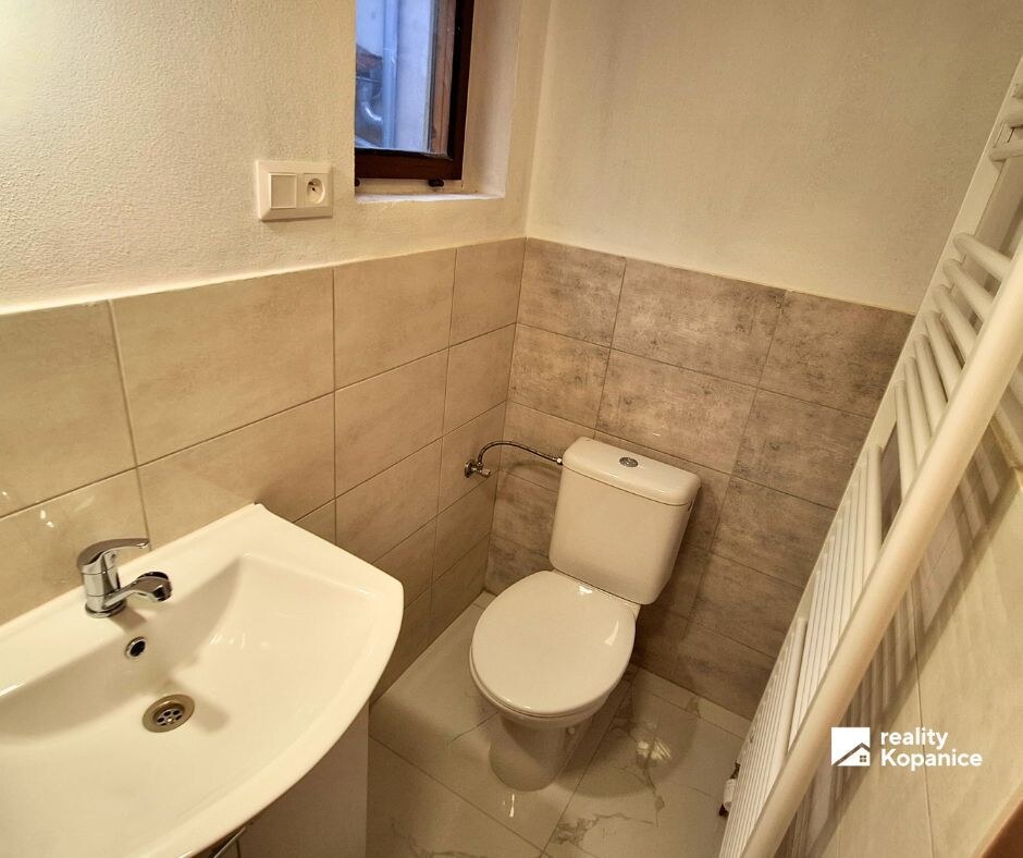 Predaj veľkého 4 izb. bytu v dvojdome, Stará Turá — foto 16