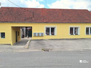Predaj veľkého 4 izb. bytu v dvojdome, Stará Turá — foto 1