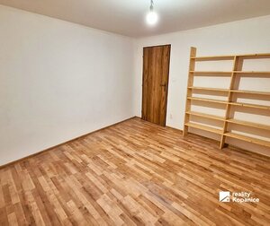 Predaj veľkého 4 izb. bytu v dvojdome, Stará Turá — foto 8