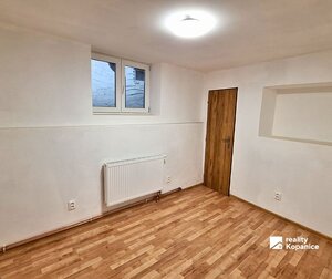 Predaj veľkého 4 izb. bytu v dvojdome, Stará Turá — foto 10