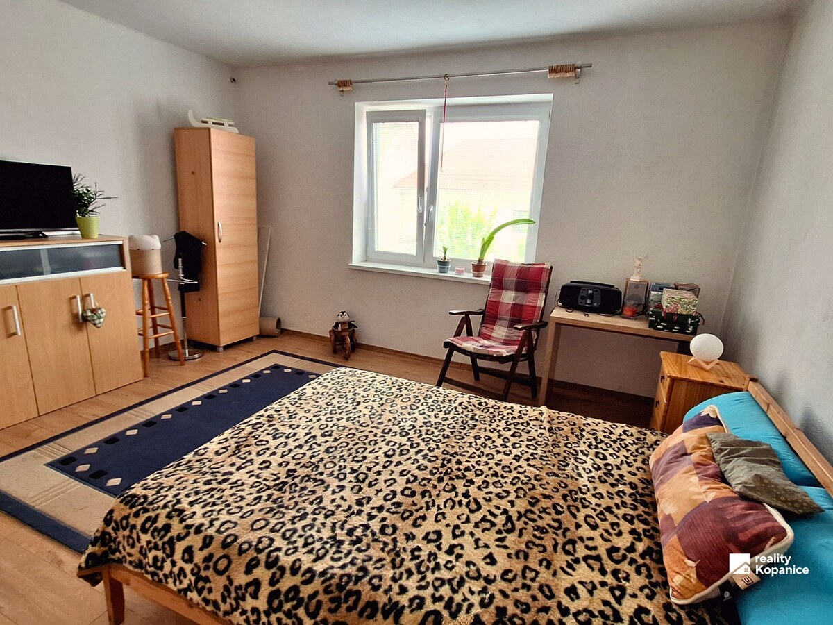 Rodinný dom s dvoma stavebnými pozemkami, Nižná — foto 15