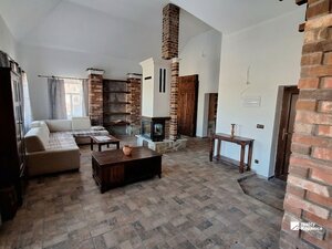 Štýlový rodinný dom s veľkým pozemkom a nápaditým interiérom Stará Turá - Papraď — foto 14