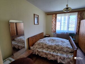 Rodinný dom s veľkým pozemkom a krásnym výhľadom — foto 19