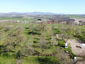 Rodinný dom s veľkým pozemkom a krásnym výhľadom — foto 27