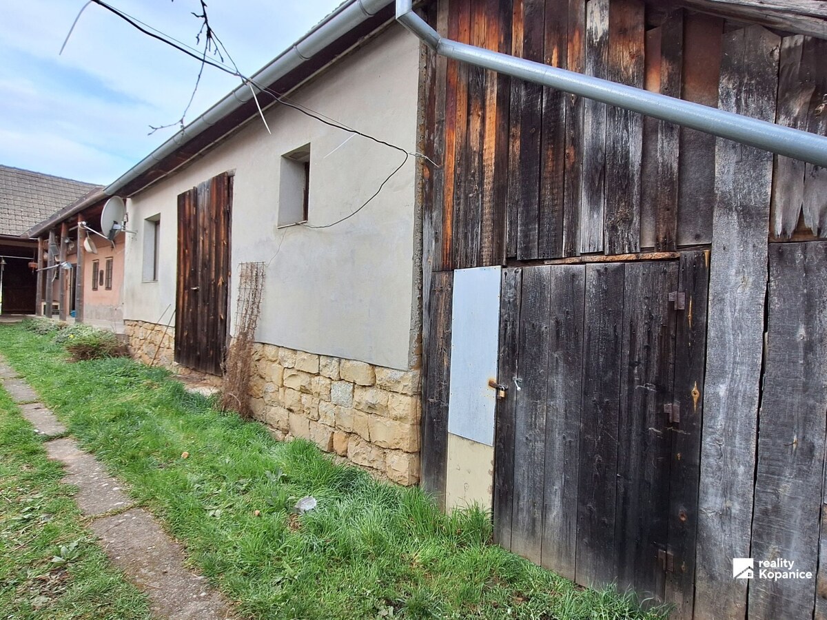 Veľký vidiecky dom s rozľahlým pozemkom Kostolné — foto 17