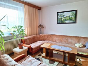 Veľký dvojgeneračný rodinný dom Stará Turá — foto 13