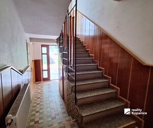 Veľký dvojgeneračný rodinný dom, dve 3izb. bytové jednotky, Hrachovište — foto 15