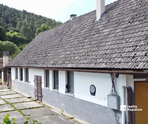 Veľký dvojgeneračný rodinný dom, dve 3izb. bytové jednotky, Hrachovište — foto 30