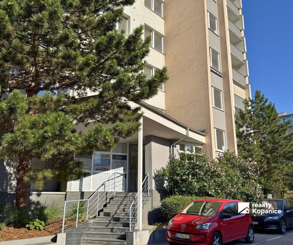 Predaj - 2 izb. byt, Rezedova, Bratislava — foto 15